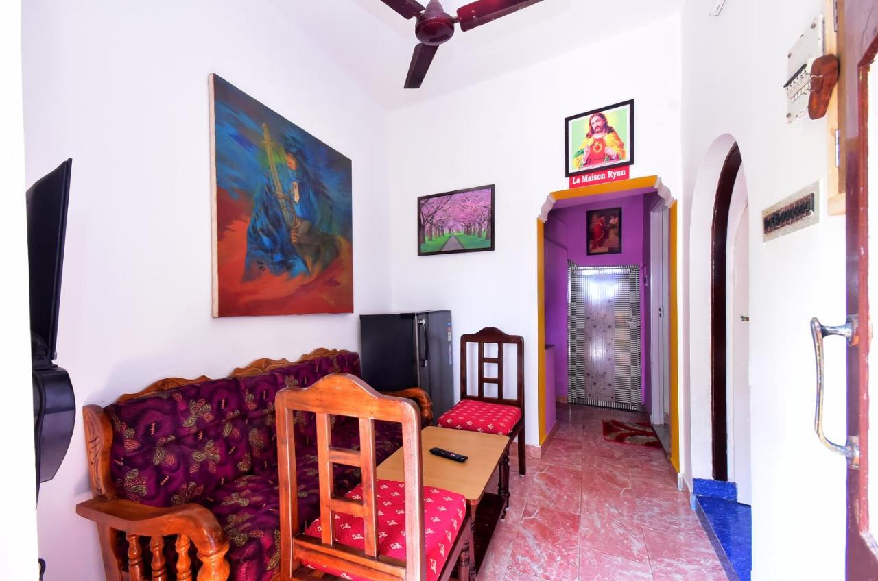 Villa Betty Beach Front Pondicherry Bagian luar foto