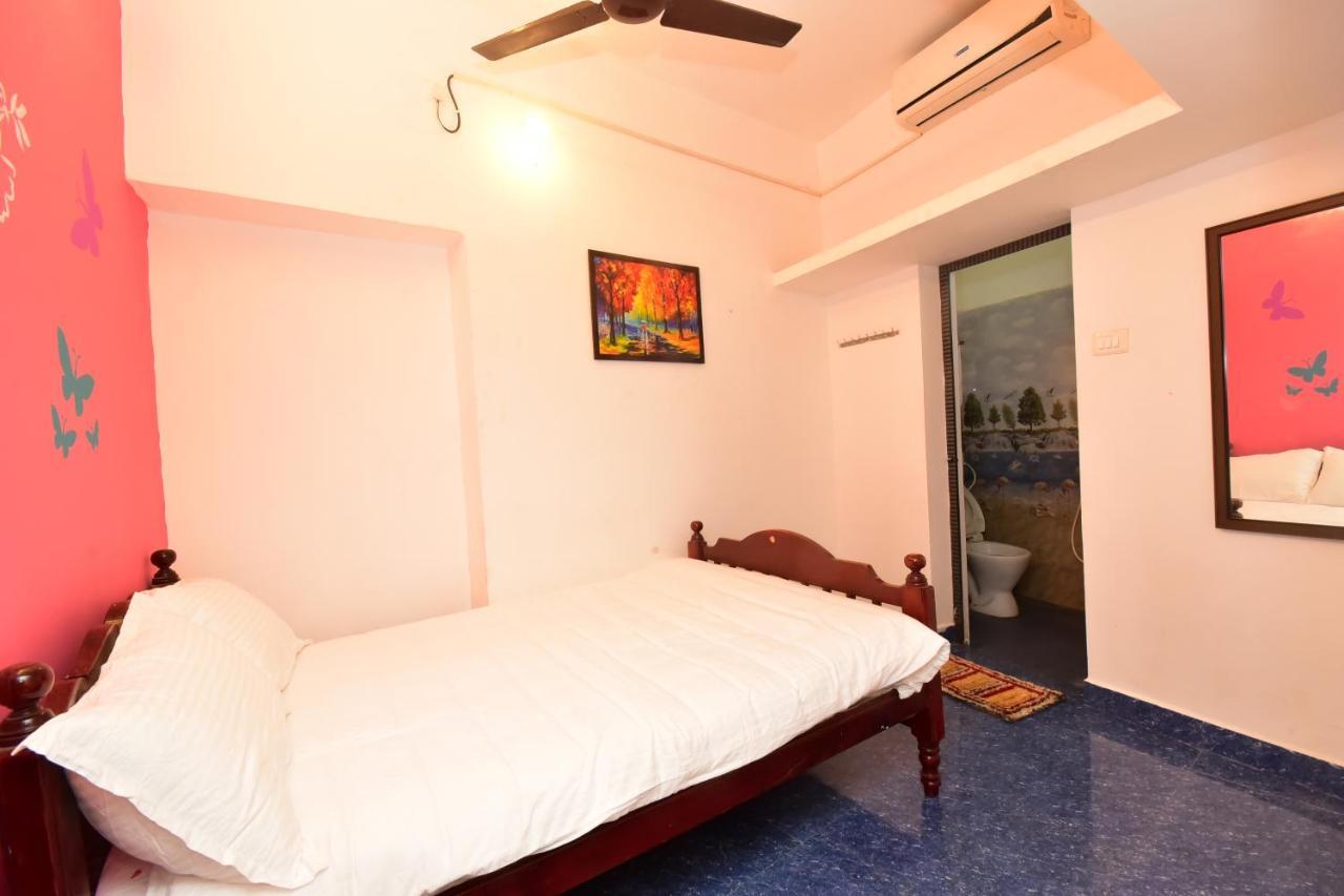 Villa Betty Beach Front Pondicherry Bagian luar foto