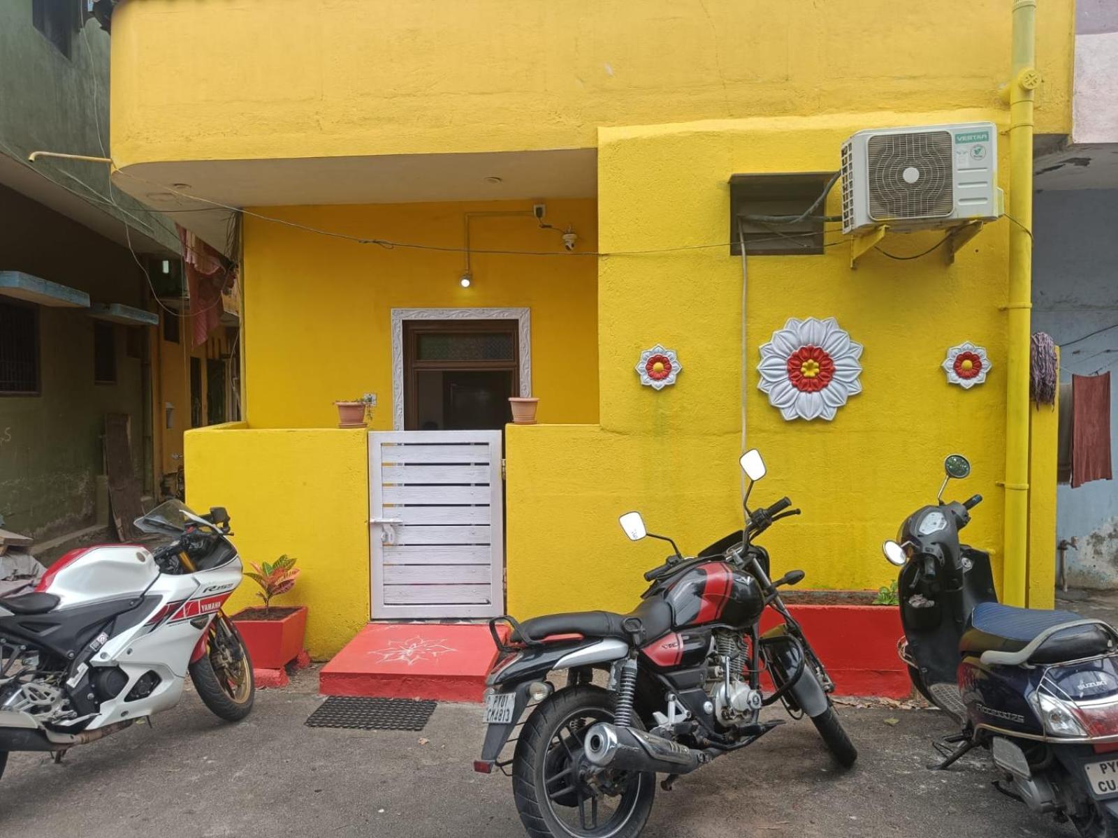 Villa Betty Beach Front Pondicherry Bagian luar foto